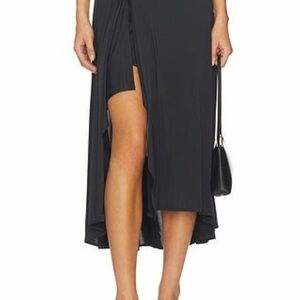 SHAINA MIDI SKIRT IN BLACK
MORE TO COME
Color: Black